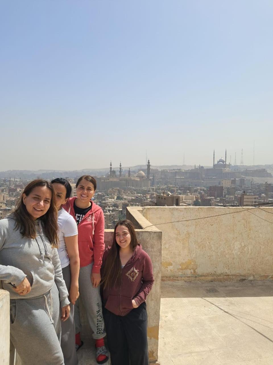 Helmeya With Touristic Views Appartamento *